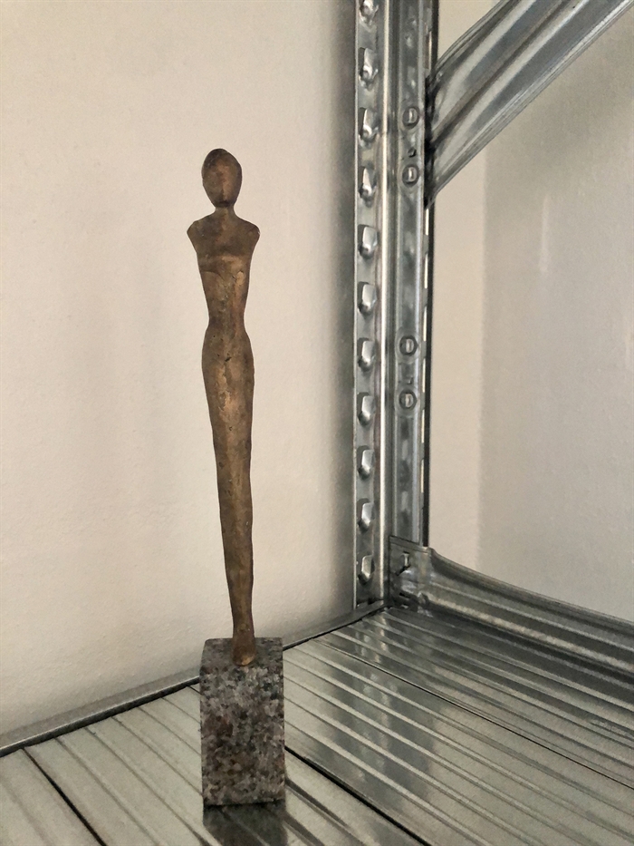 Bronze skulptur af Anne Fonnesbech
