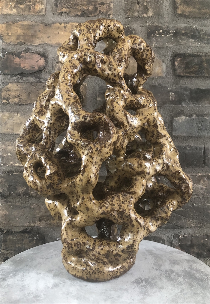 Keramik skulptur af Pernille Calundan - er p.t. udstillet hos Dansk Design Atelier i Aarhus