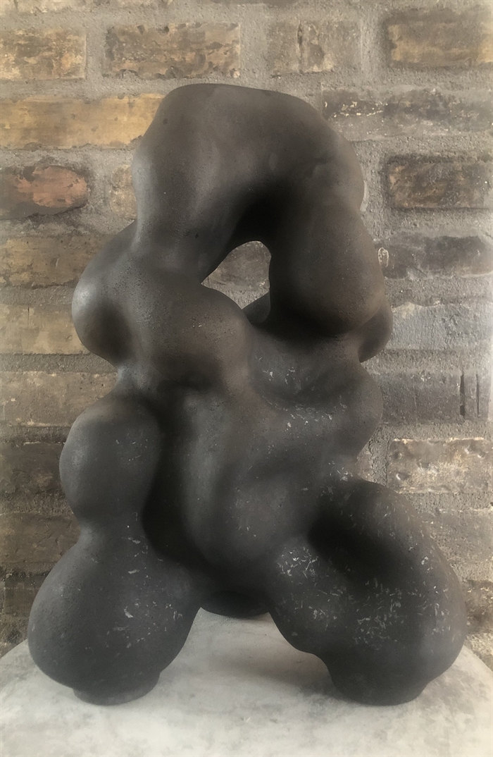 Keramik skulptur af Pernille Calundan - er p.t. udstillet hos Dansk Design Atelier