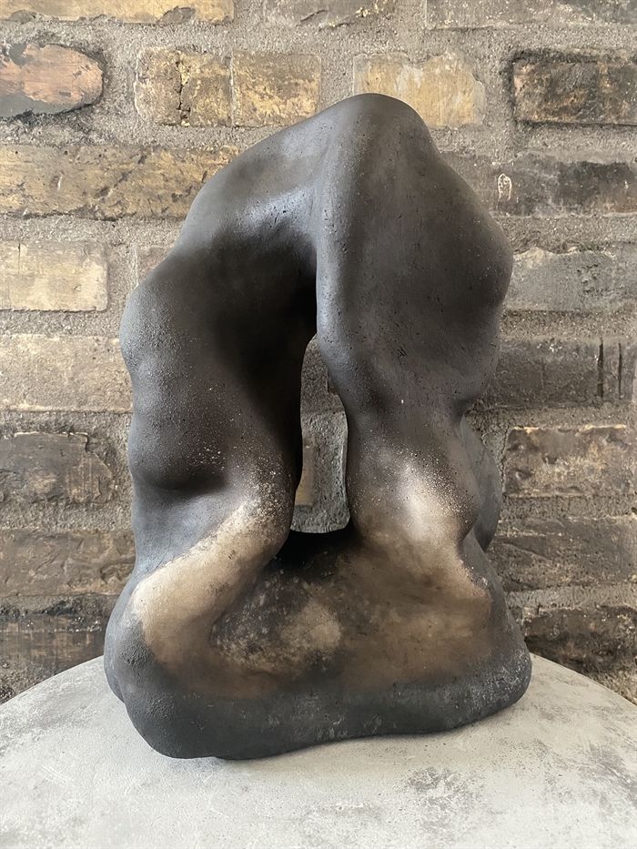 Keramik skulptur af Pernille Calundan - er p.t. udstillet hos Dansk Design Atelier i Aarhus