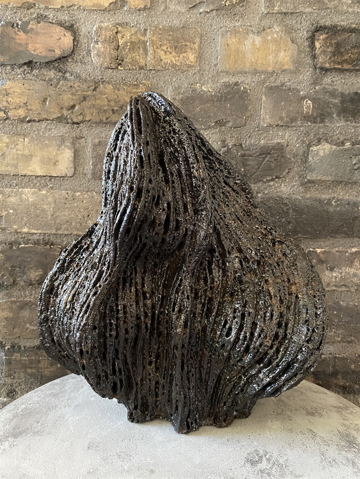 Keramik skulptur af Pernille Calundan