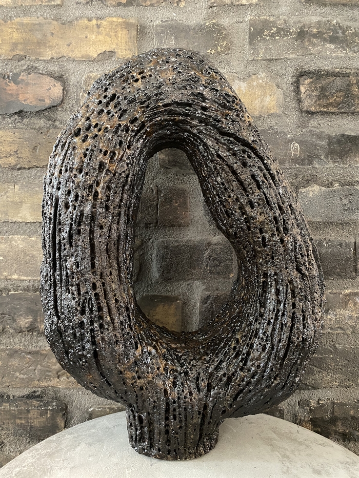 Keramik skulptur af Pernille Calundan